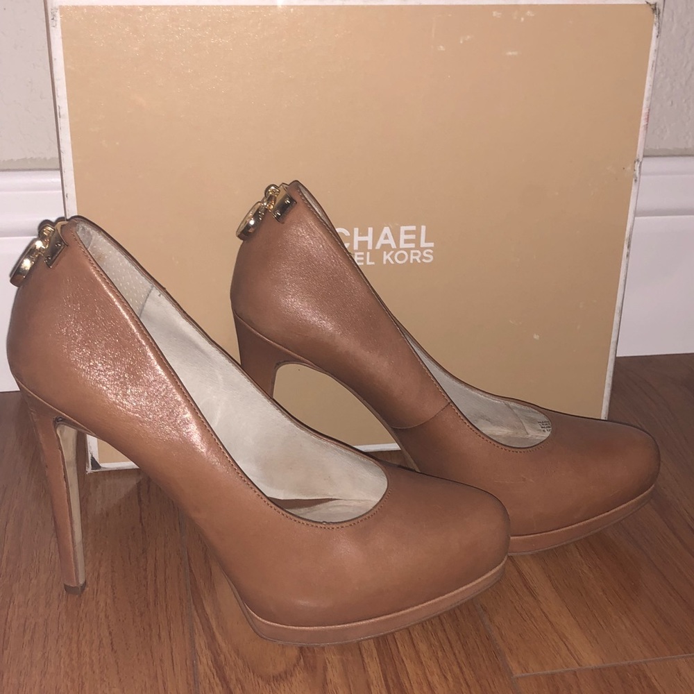 Michael Kors- Hamilton Pump